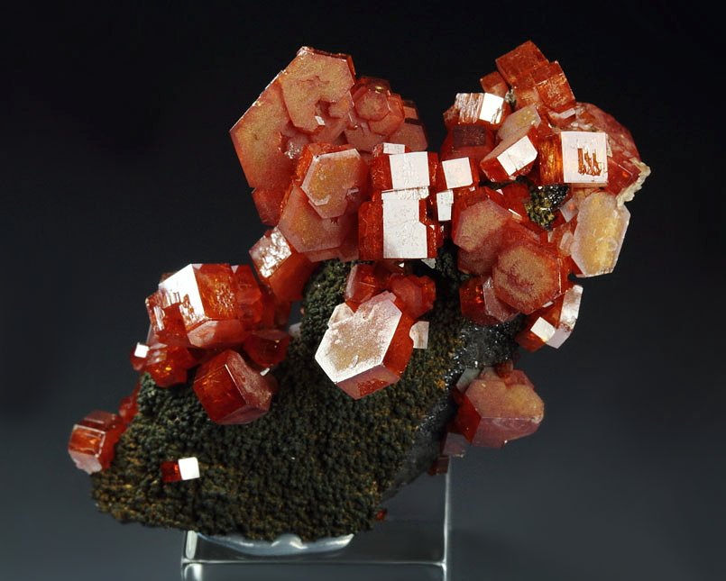 VANADINITE, GOETHITE