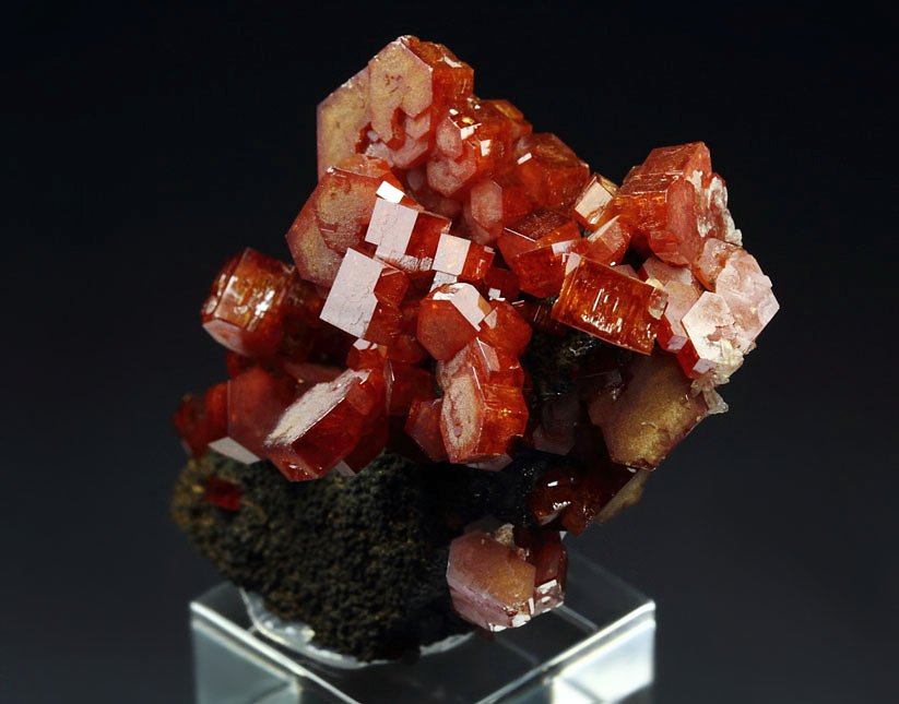 VANADINITE, GOETHITE