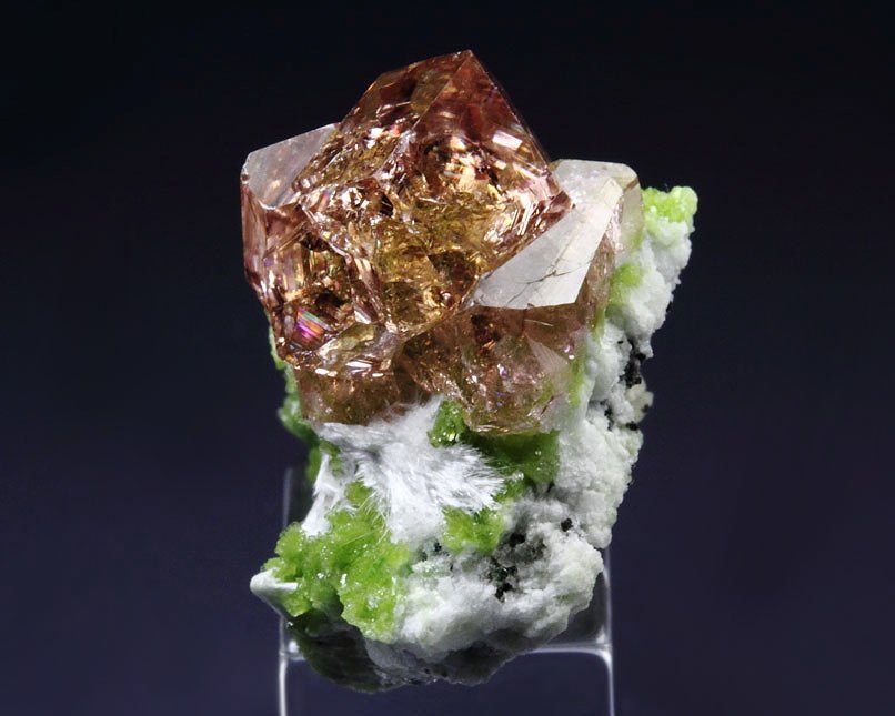 gem PINK-PEACH GARNET var. GROSSULAR, WOLLASTONITE, DIOPSIDE