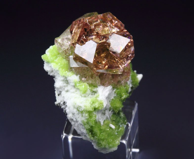 gem PINK-PEACH GARNET var. GROSSULAR, WOLLASTONITE, DIOPSIDE