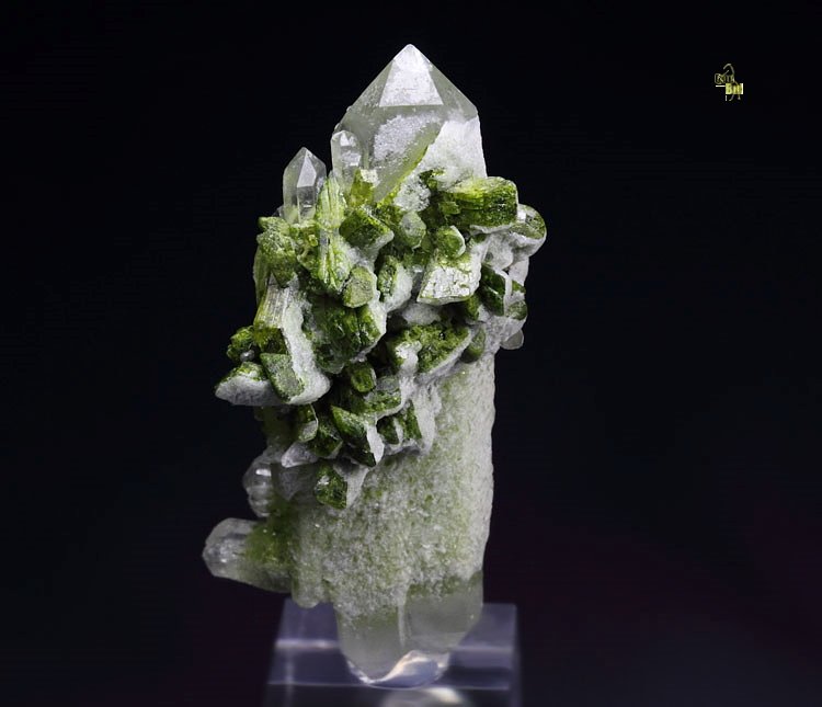 EPIDOTE, QUARTZ bi-terminated