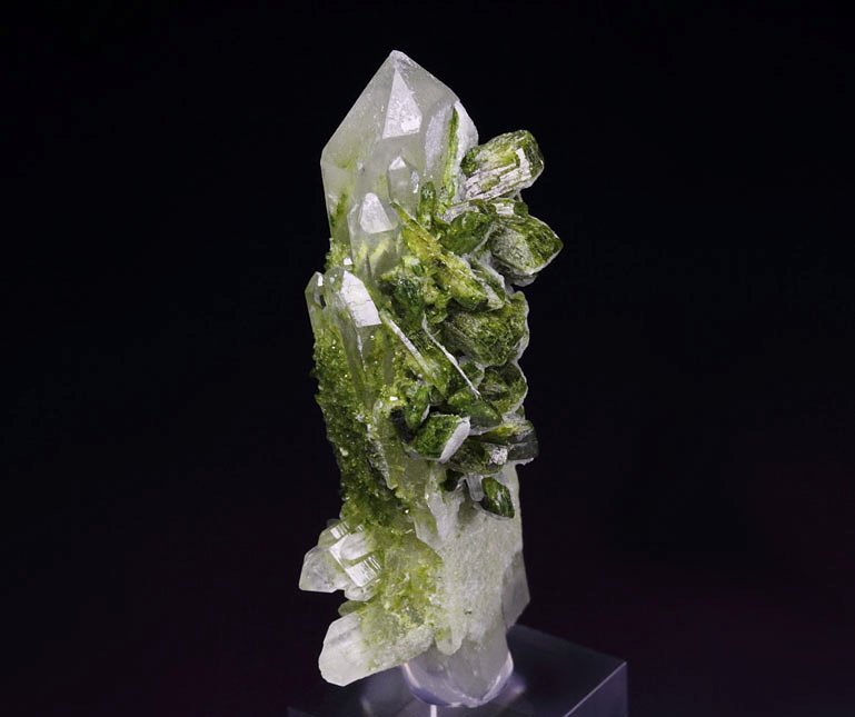 EPIDOTE, QUARTZ bi-terminated