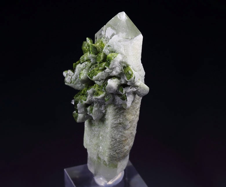 EPIDOTE, QUARTZ bi-terminated