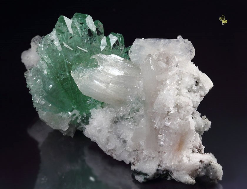 gem APOPHYLLITE, STILBITE