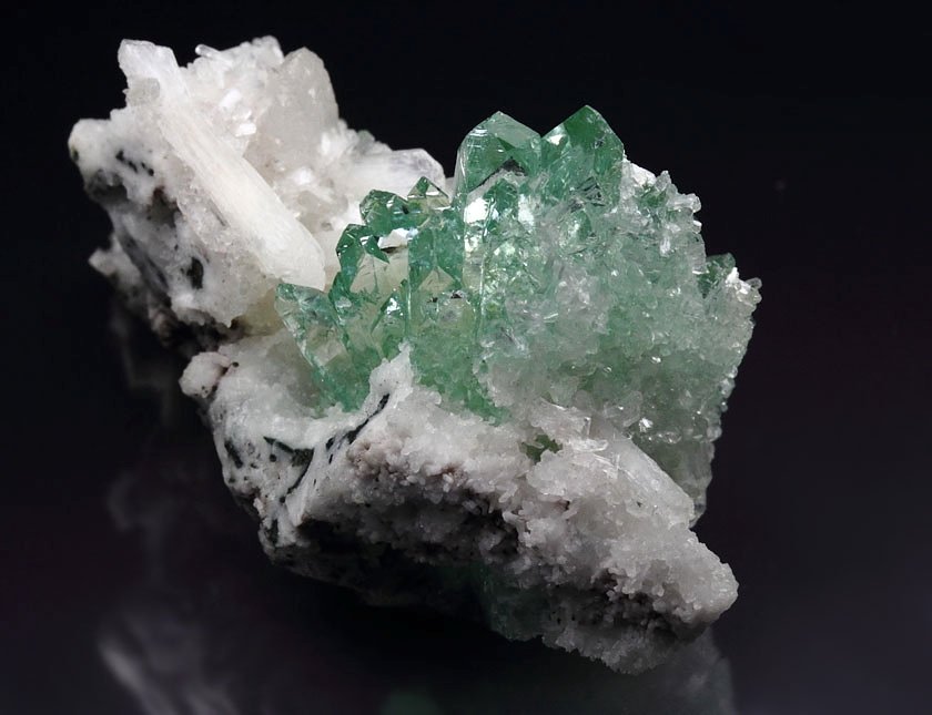 gem APOPHYLLITE, STILBITE