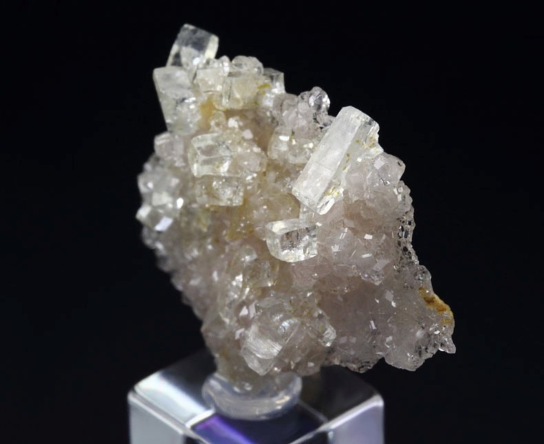 gem GARNET var. GROSSULAR, APOPHYLLITE