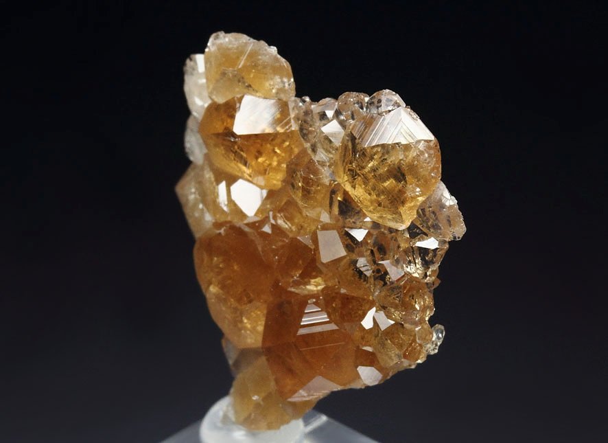 gem GARNET var. GROSSULAR