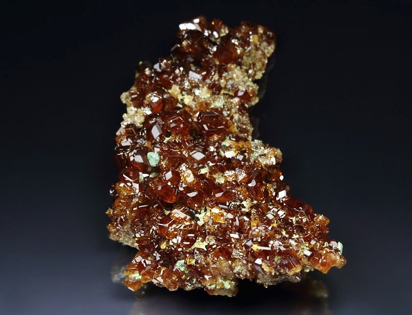 gem GARNET var. HESSONITE, CLINOCHLORE