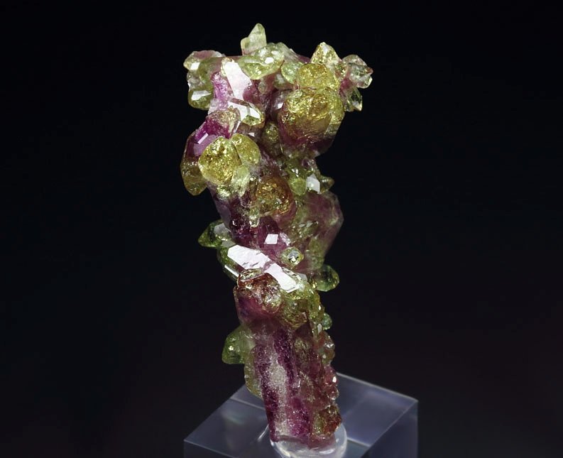 gem bi-terminated VESUVIANITE bi-color