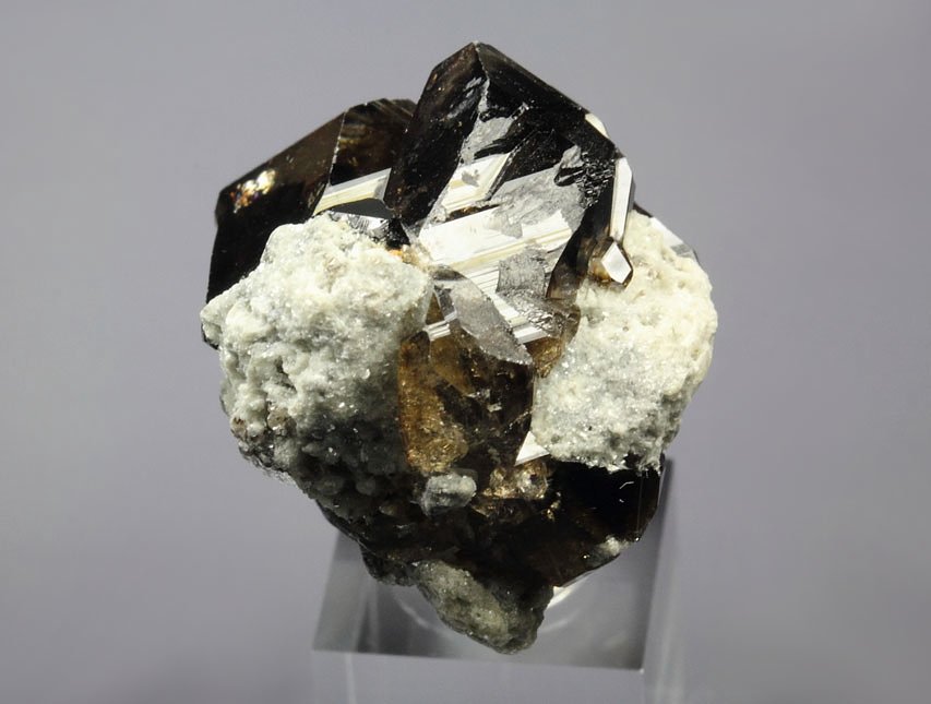 gem CASSITERITE twinned