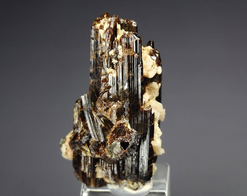 RUTILE