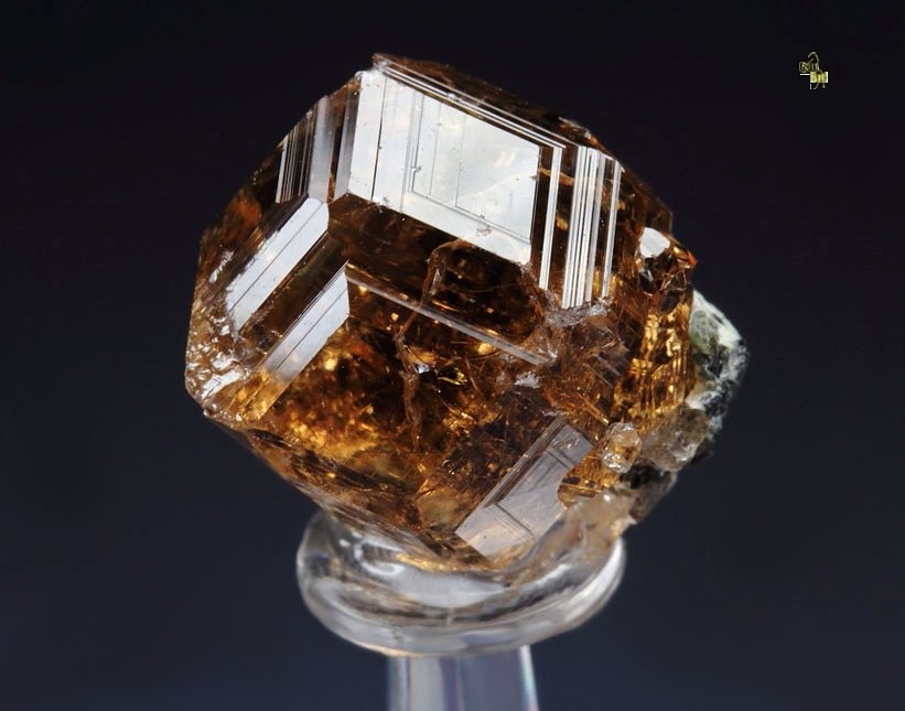 gem GARNET var. GROSSULAR