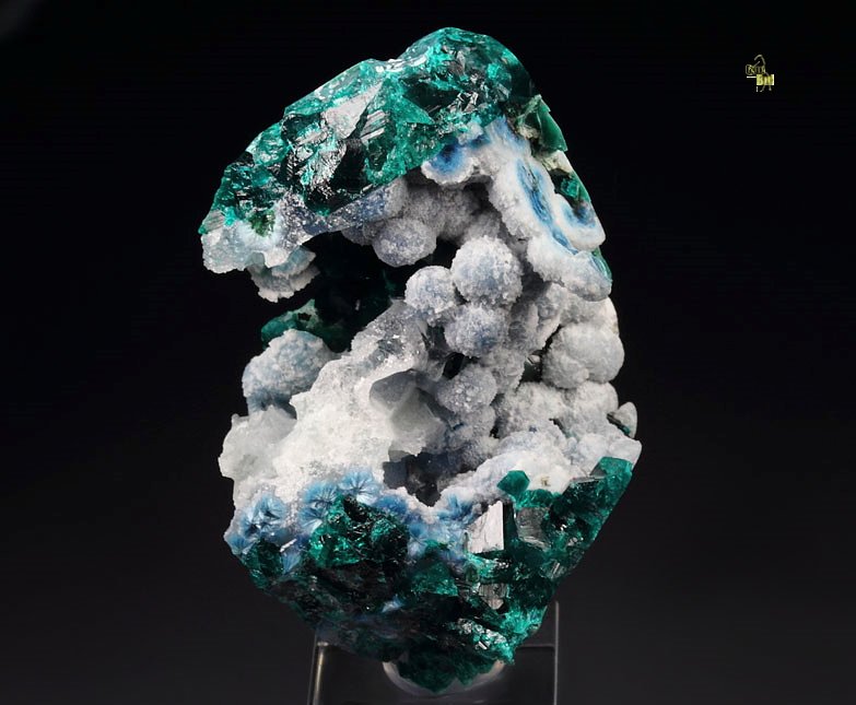 SHATTUCKITE, DIOPTASE, CALCITE