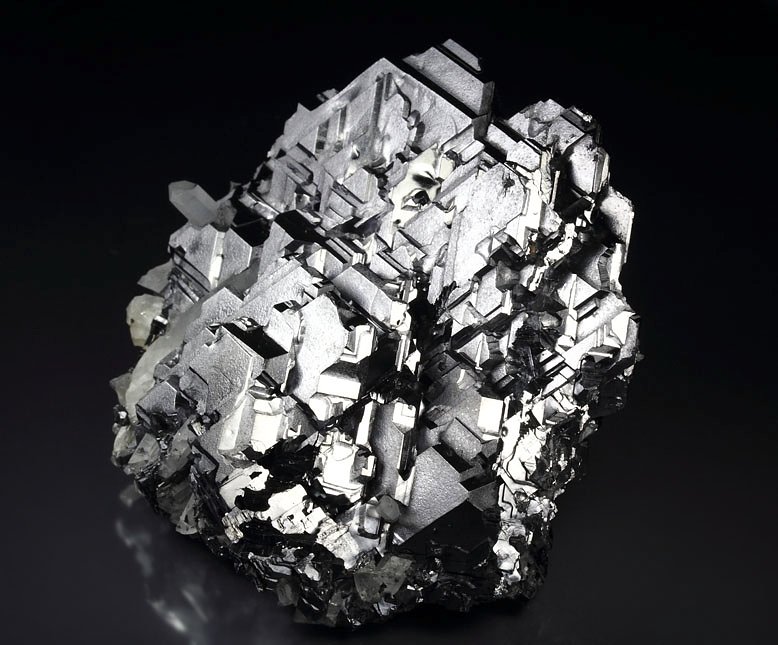 GALENA - SPINEL LAW TWIN, QUARTZ, SPHALERITE