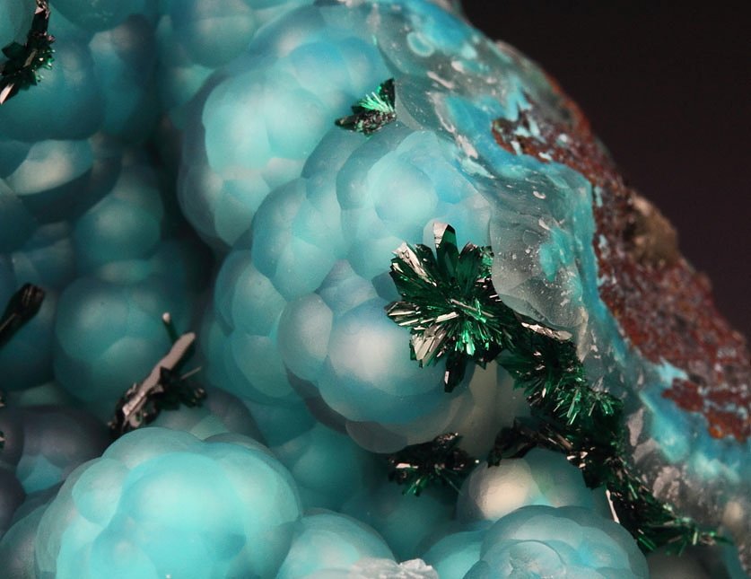 CHRYSOCOLLA, BROCHANTITE, CHALCEDONY