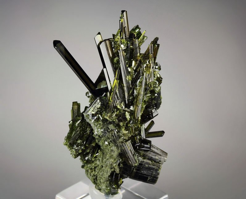 gemmy EPIDOTE