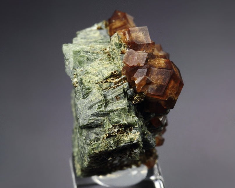 GARNET var. ANDRADITE, HEDENBERGITE