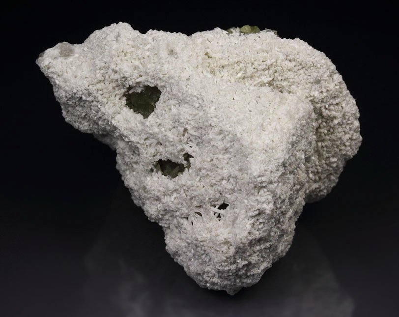 CALCITE, GONNARDITE epimorph 