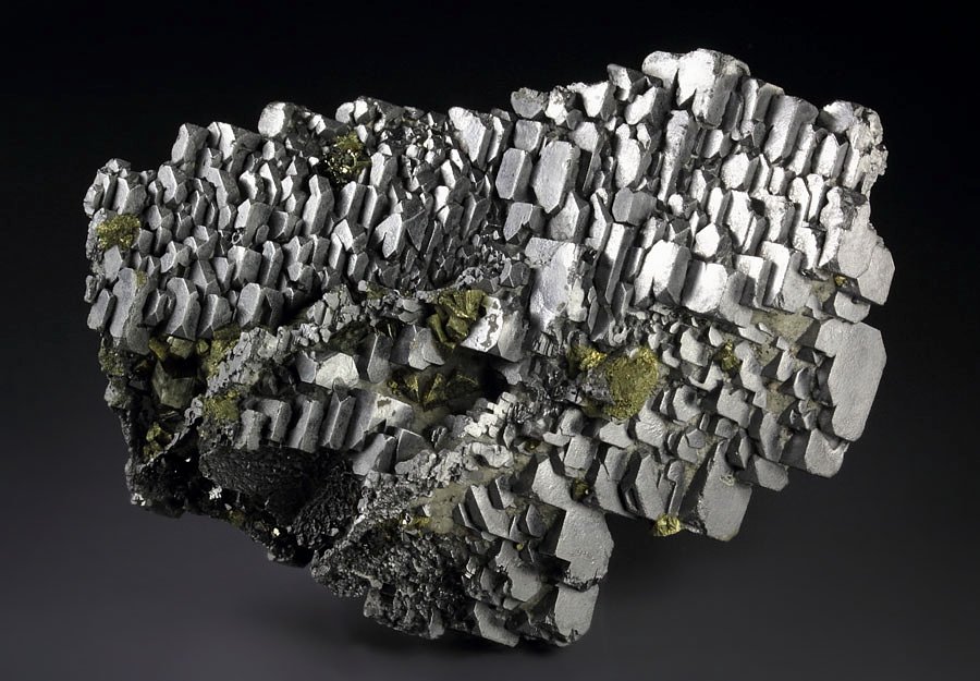 skeletal GALENA, CHALCOPYRITE, PYRITE