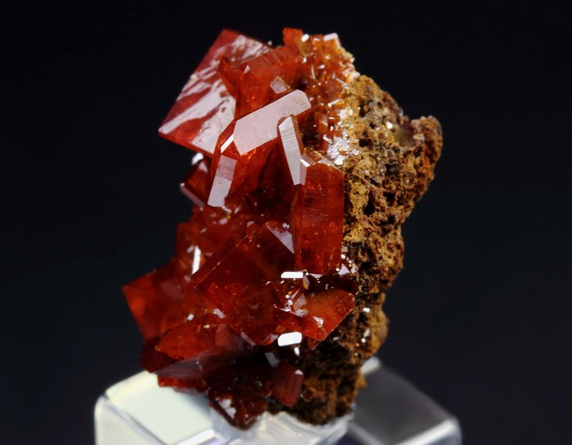 new find - gemmy WULFENITE