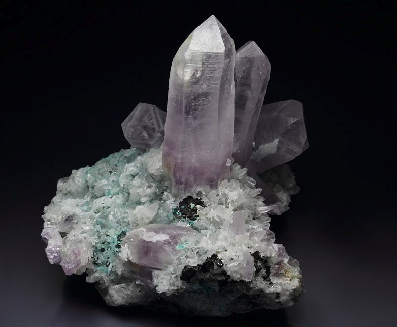 QUARTZ var. AMETHYST, CHALCANTHITE, CHALCOPYRITE