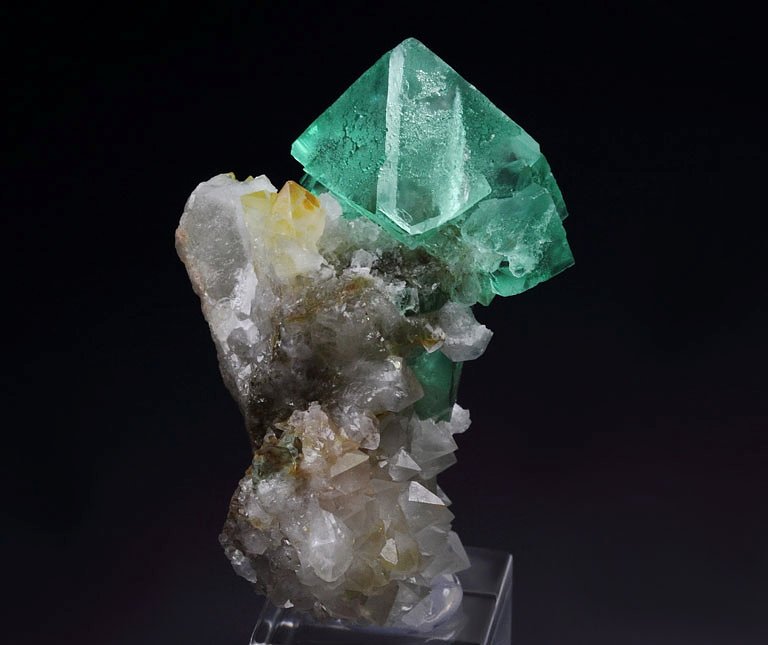 FLUORITE octahedrons