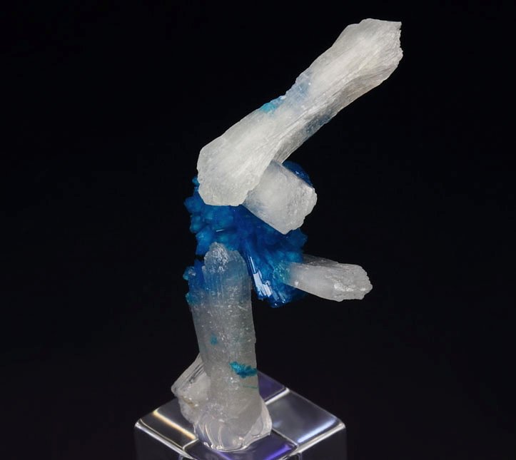 CAVANSITE, STILBITE