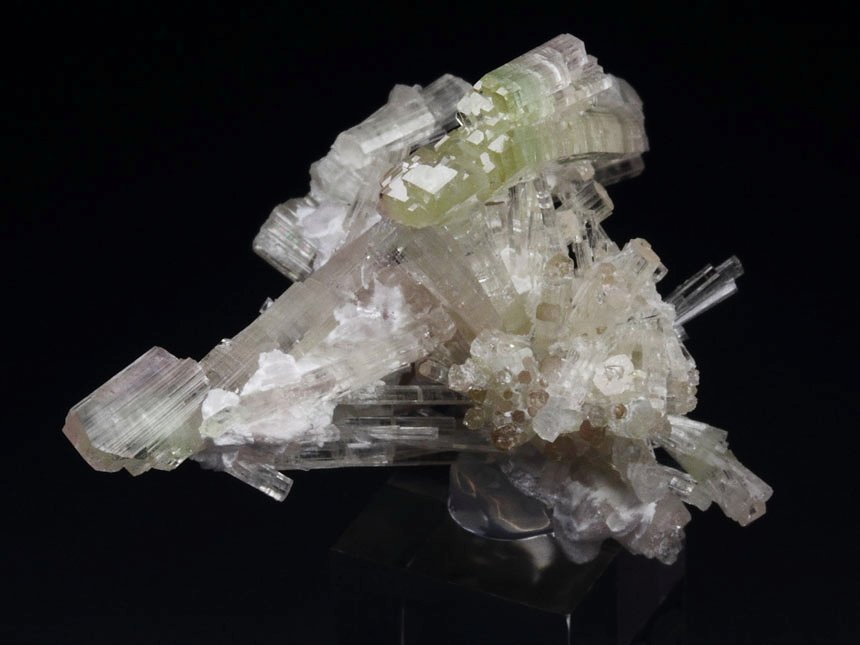 bi-terminated TOURMALINE var. ELBAITE curved