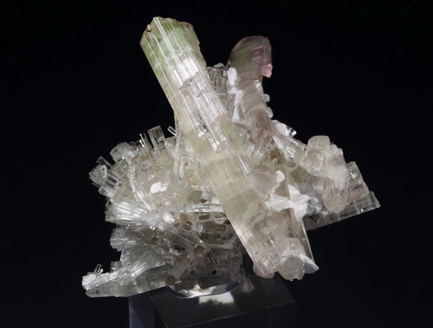 bi-terminated TOURMALINE var. ELBAITE curved
