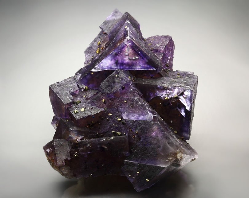 FLUORITE with PHANTOMS