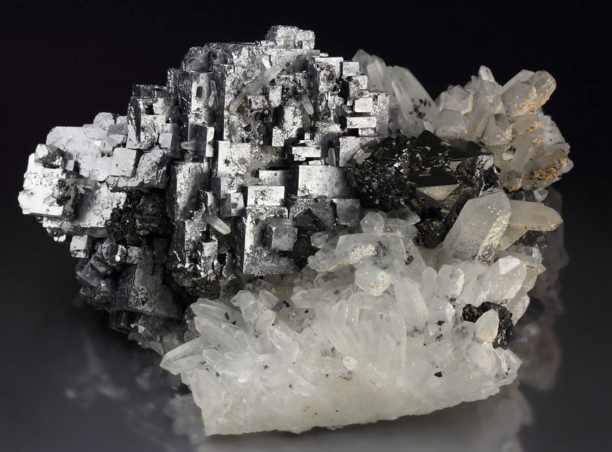 skeletal GALENA, SPHALERITE, QUARTZ