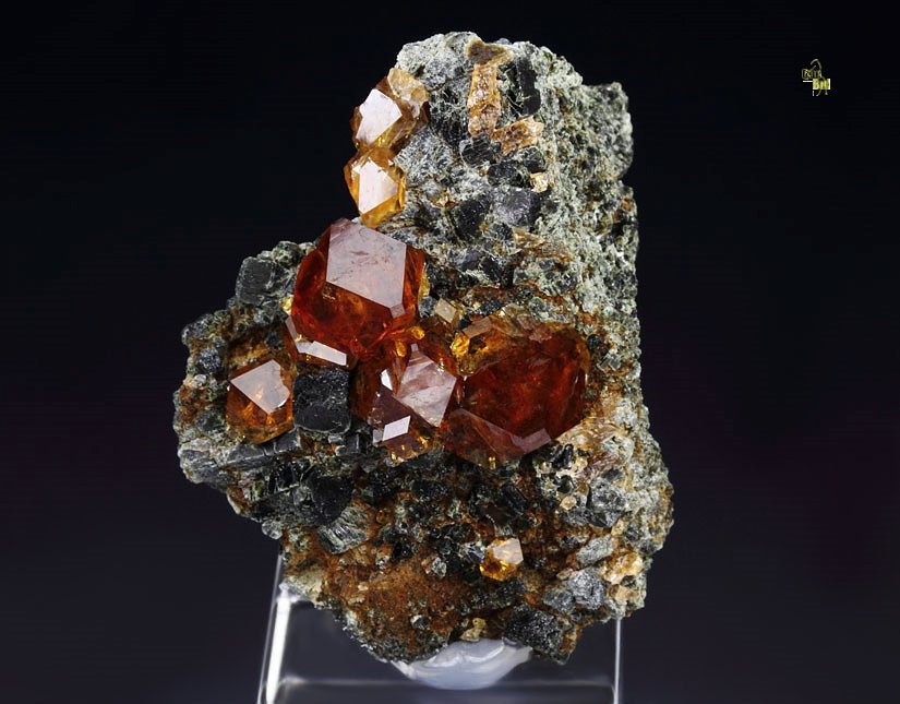 gem GARNET var. GROSSULAR