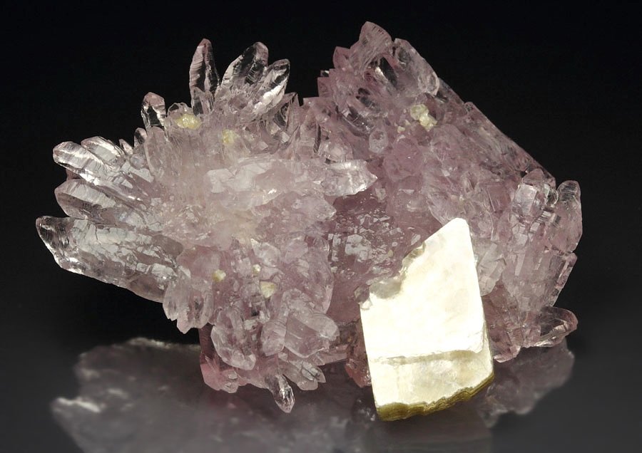 bi-terminated QUARTZ var. ROSE QUARTZ, MUSCOVITE - floater