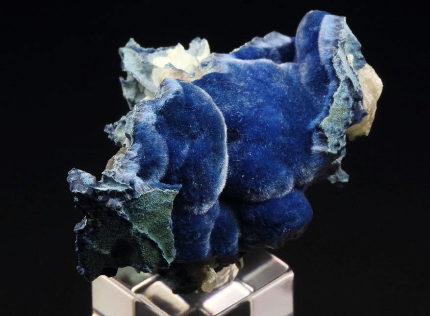 SHATTUCKITE