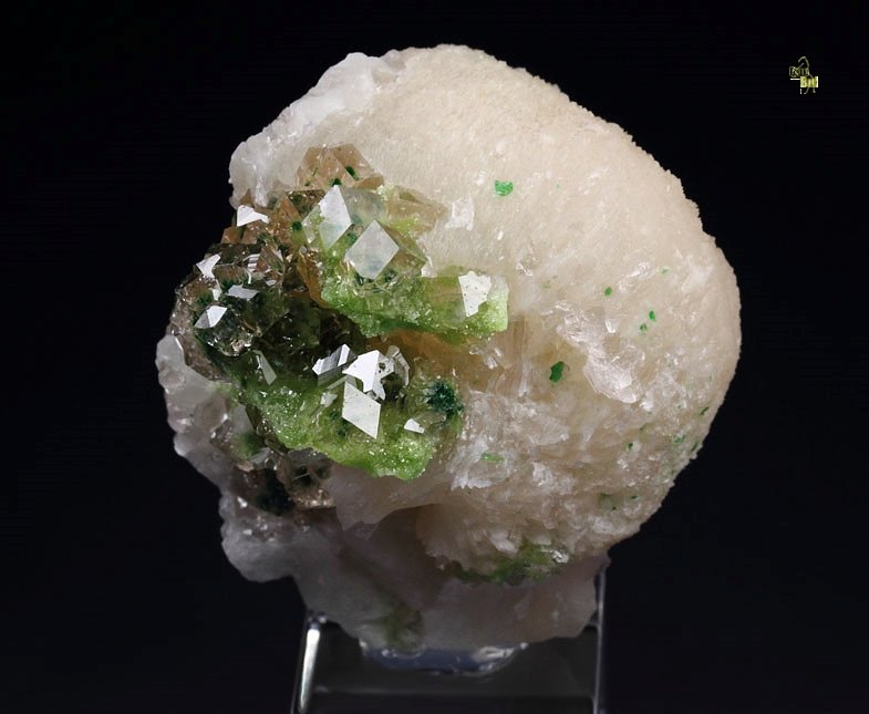 gem GARNET var. GROSSULAR with GREEN CHROMIAN PHANTOMS, PREHNITE