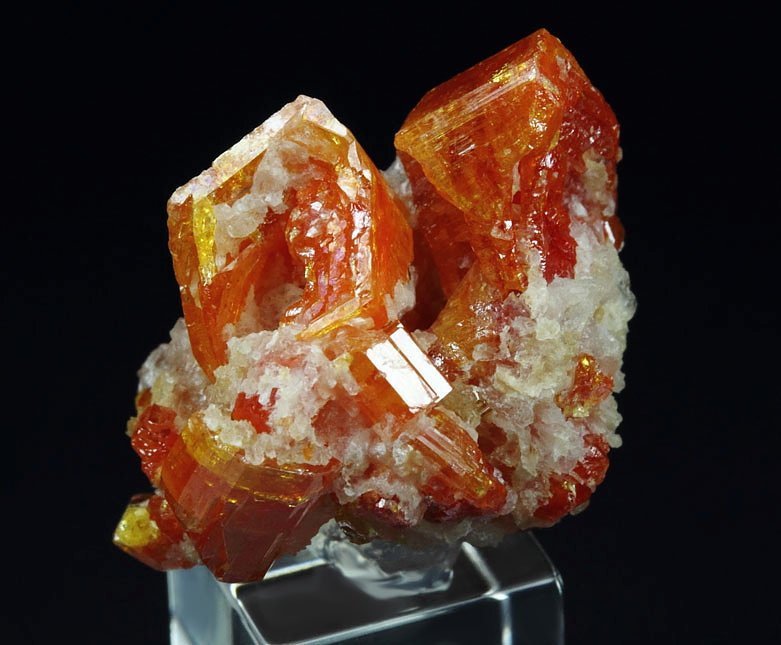 VANADINITE hopper, CALCITE