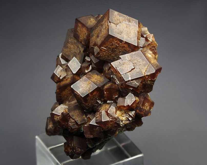 GARNET var. ANDRADITE, QUARTZ, HEDENBERGITE