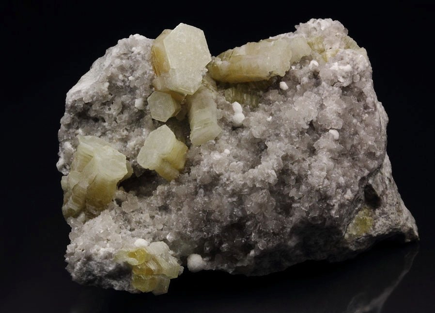 WELOGANITE, DRESSERITE, QUARTZ