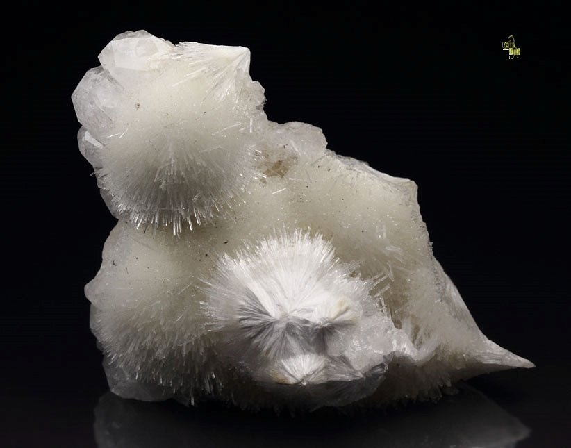 new find - NATROLITE, ANALCIME 