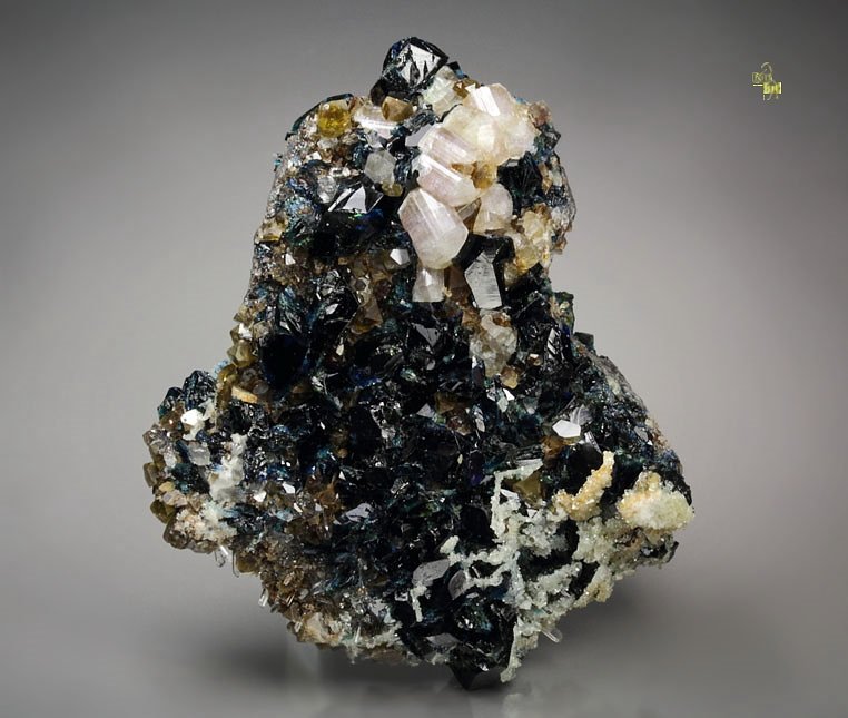 gemmy LAZULITE, gem FLUORAPATITE, gemmy SIDERITE, QUARTZ