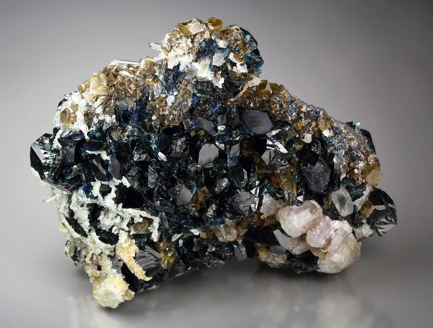 gemmy LAZULITE, gem FLUORAPATITE, gemmy SIDERITE, QUARTZ