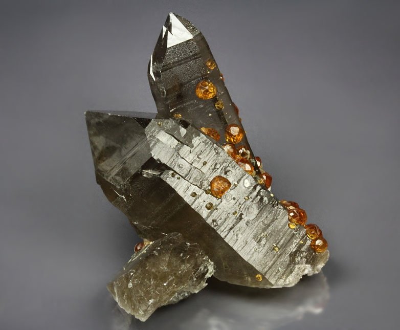 gem GARNET var. SPESSARTINE, QUARTZ var. SMOKY