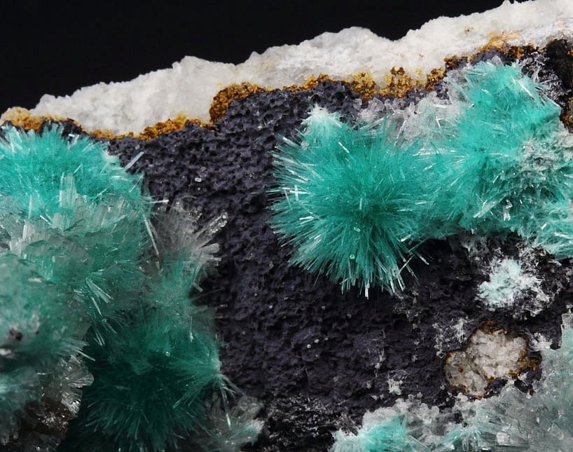 AURICHALCITE, HEMIMORPHITE