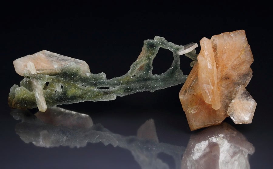 STILBITE, CHALCEDONY