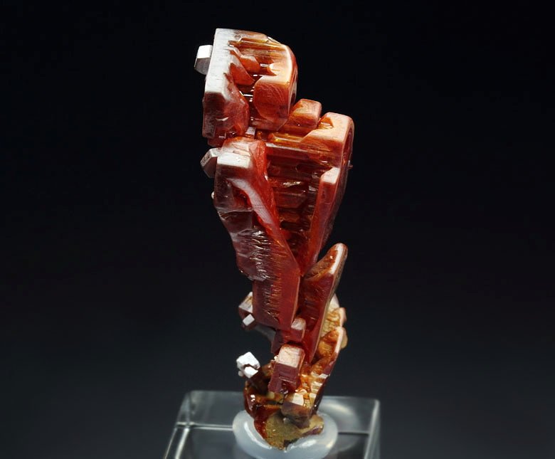 skeletal VANADINITE