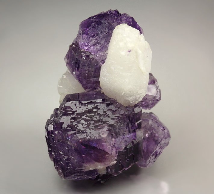 FLUORITE with PHANTOMS, CALCITE - floater