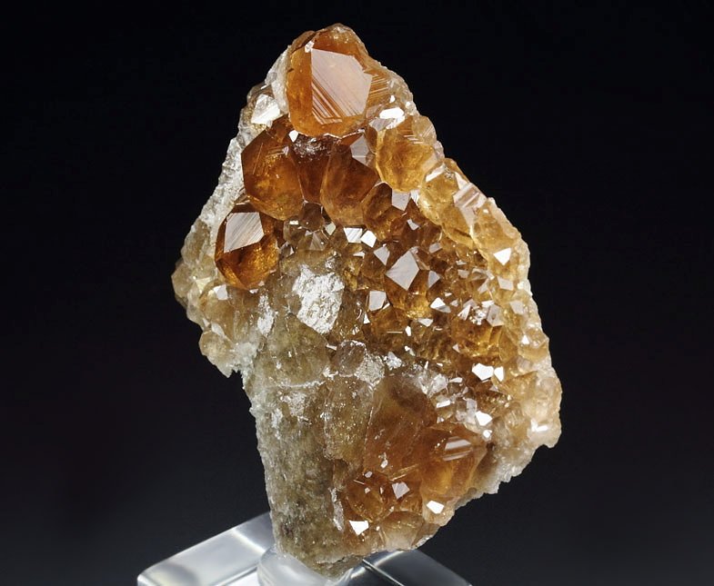 gem GARNET var. GROSSULAR