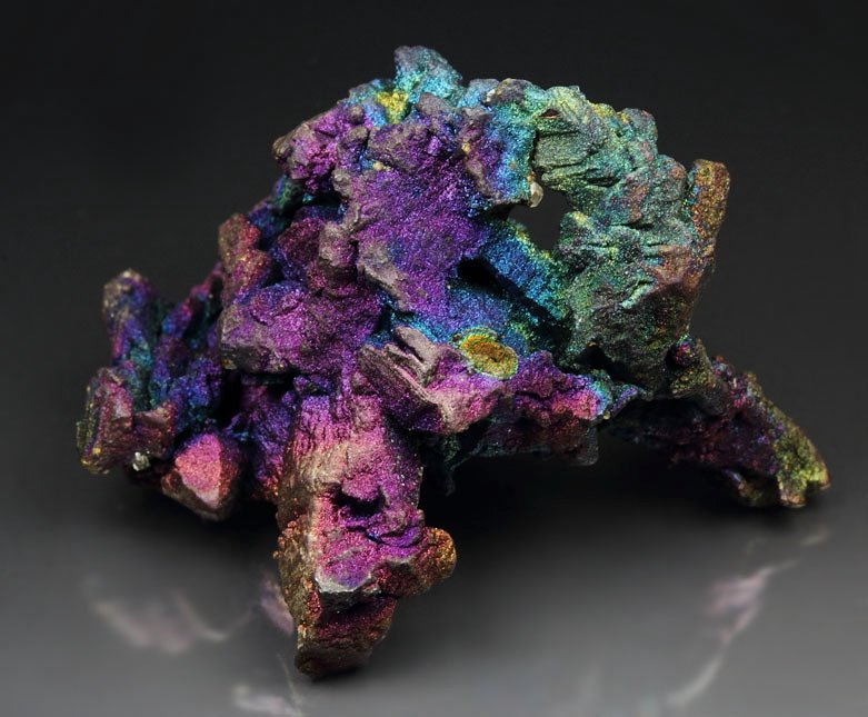 CHALCOCITE, DJURLEITE, iridescent CHALCOPYRITE - floater