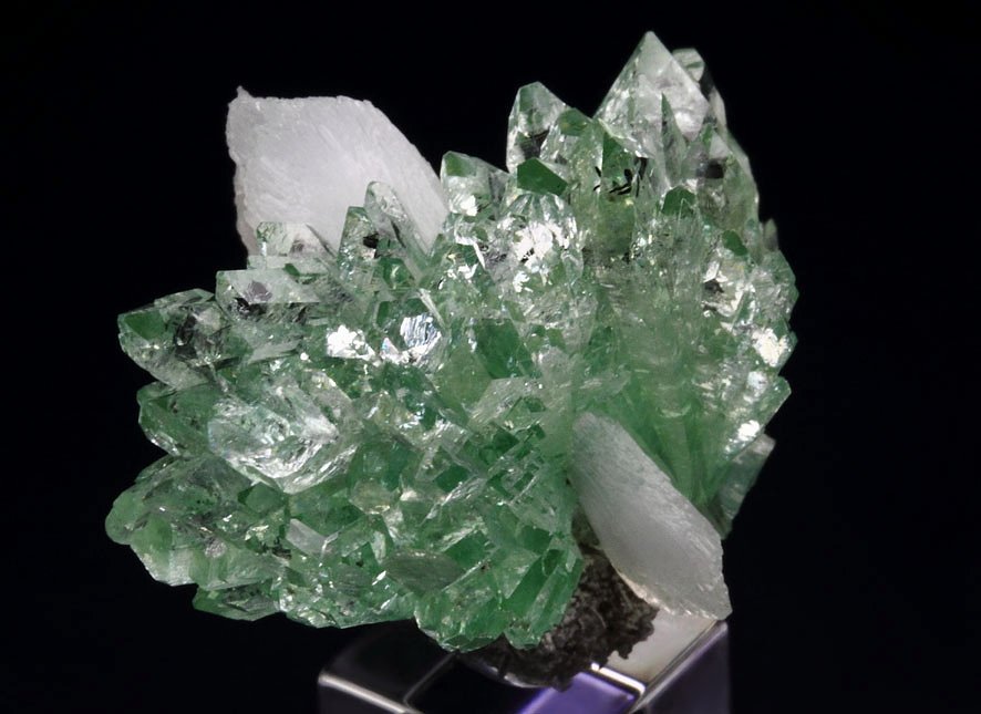 gem FLUORAPOPHYLLITE-(K) , STILBITE