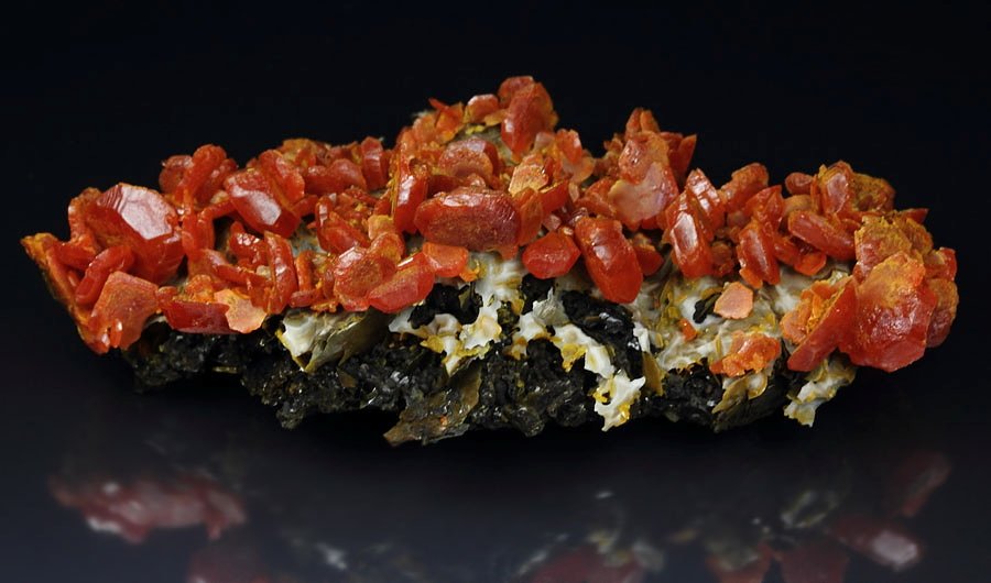 WULFENITE